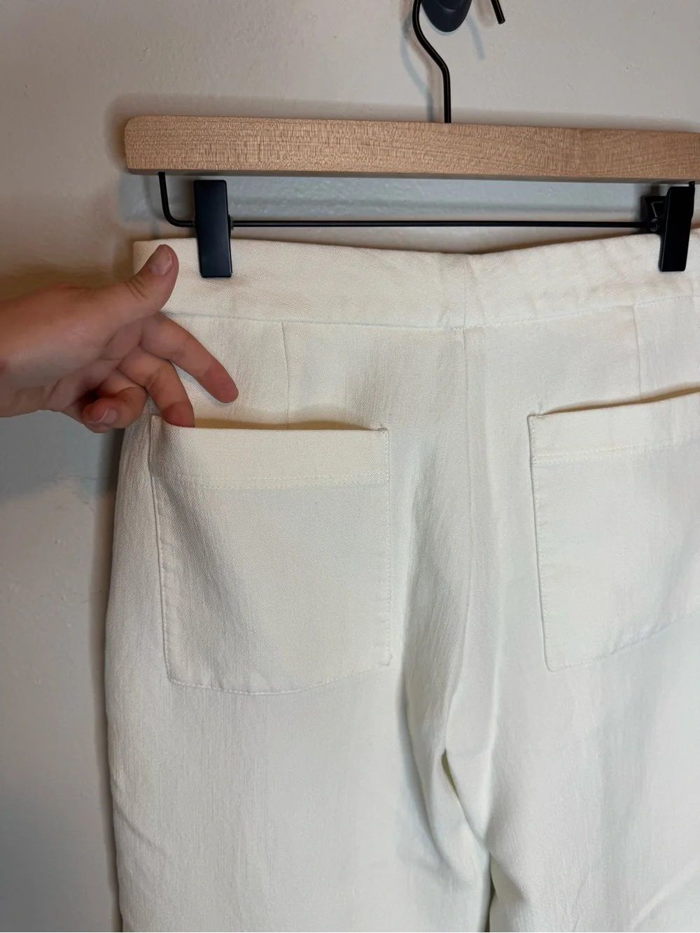 ZARA White Wide Leg Cropped Pants Front Seam Pintuck High Rise